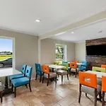 Days Inn By Wyndham Savannah Gateway I-95