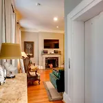 201 York #3 - Homey Downtown 2 Bedroom Steps From The River