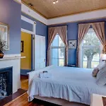 Forsyth Park 2 Bedroom Beauty