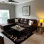 Extravagant 2 Br/2 Ba Apartment