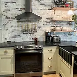 New Construction Cottage In Downtown Savannah Arts District