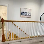 New! Stylish 1900S Renovated Duplex Apartment Building Near Forsyth & River St