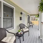 Savannah Home With Patio And Grill About 2 Mi To Downtown