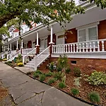 Beautiful Brick 2 Bedroom Home