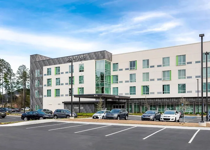 Courtyard By Marriott Savannah Airport