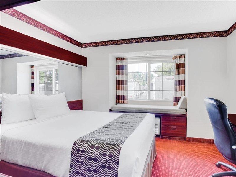 Microtel & By Wyndham Savannah/pooler 3* Savannah