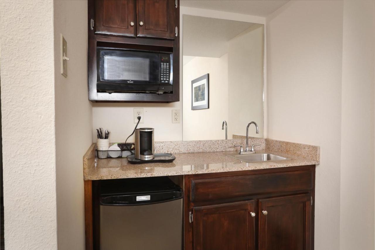 Wingate By Wyndham Pooler 3* Savannah