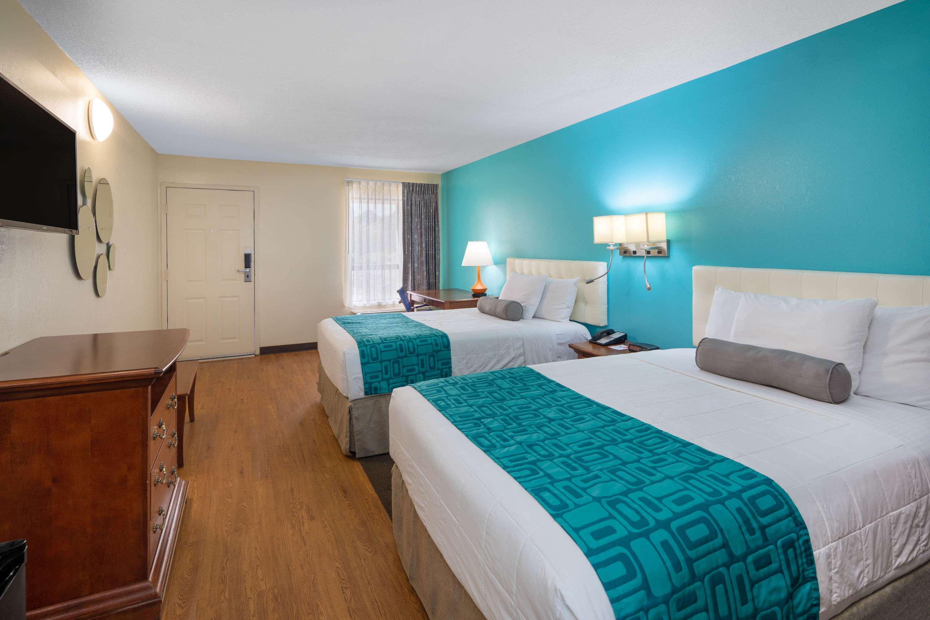 Howard Johnson By Wyndham Ga 2*