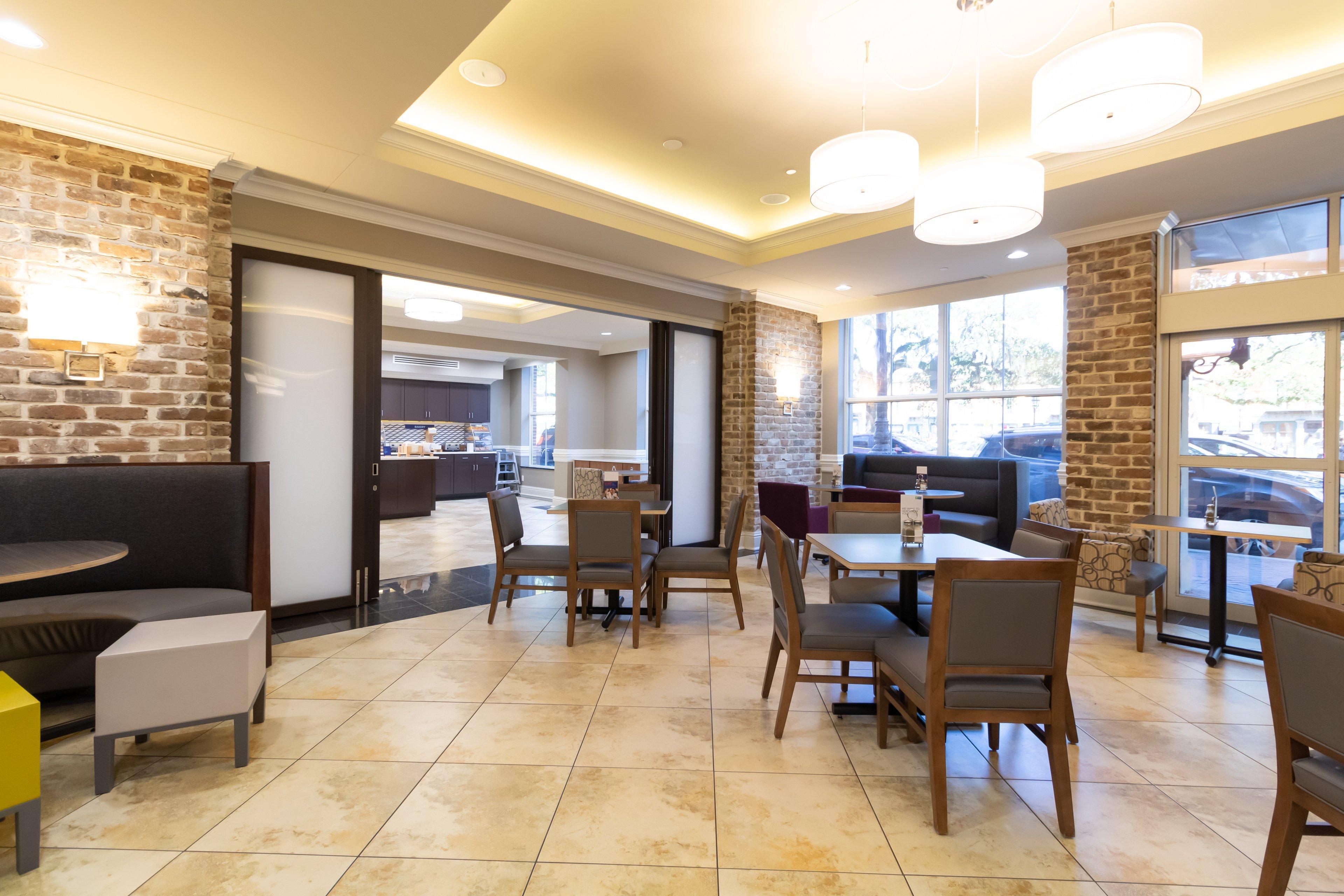 Express - Historic District Hotel 2*