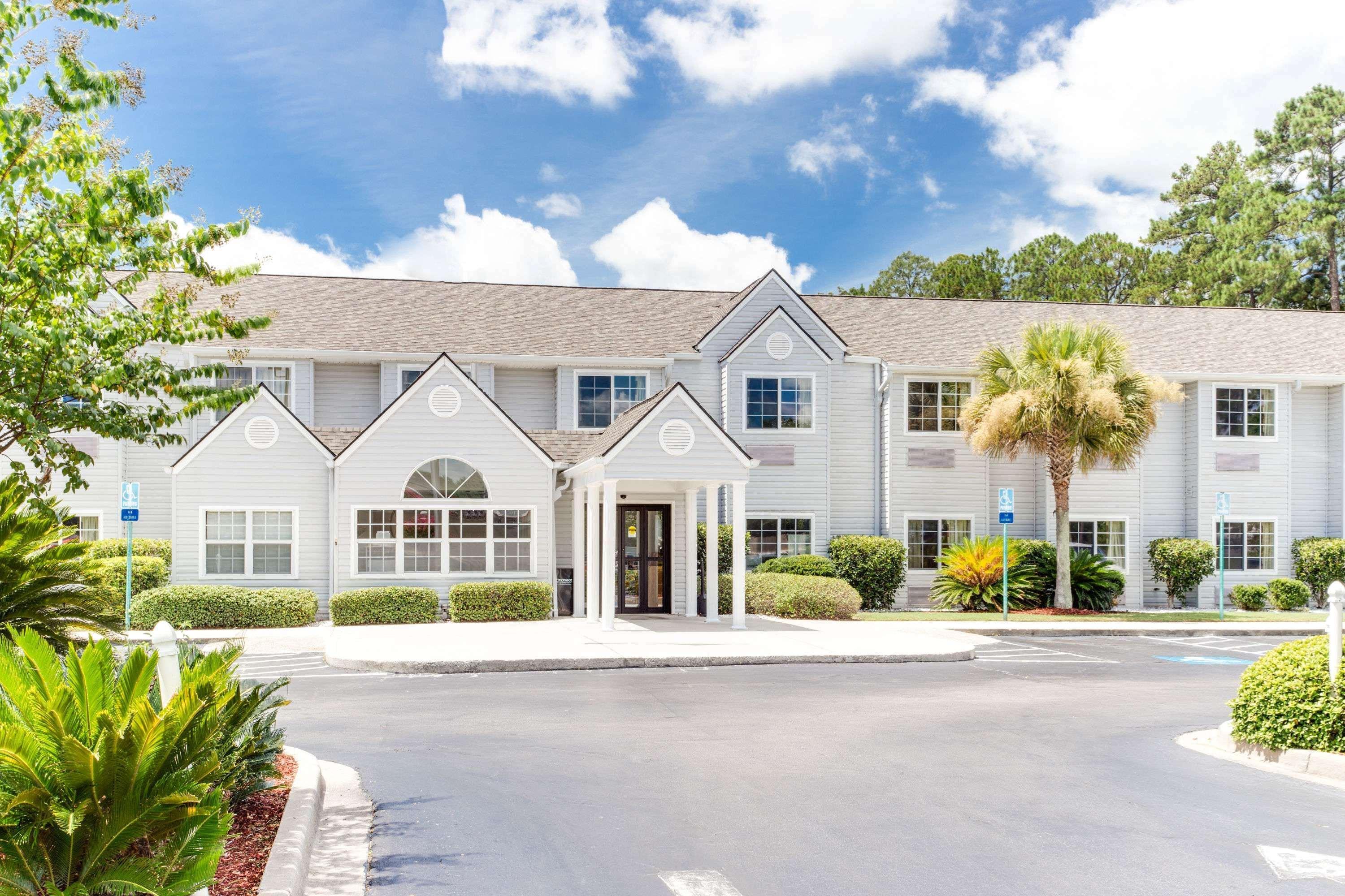 Microtel & By Wyndham Savannah/pooler 3* Savannah