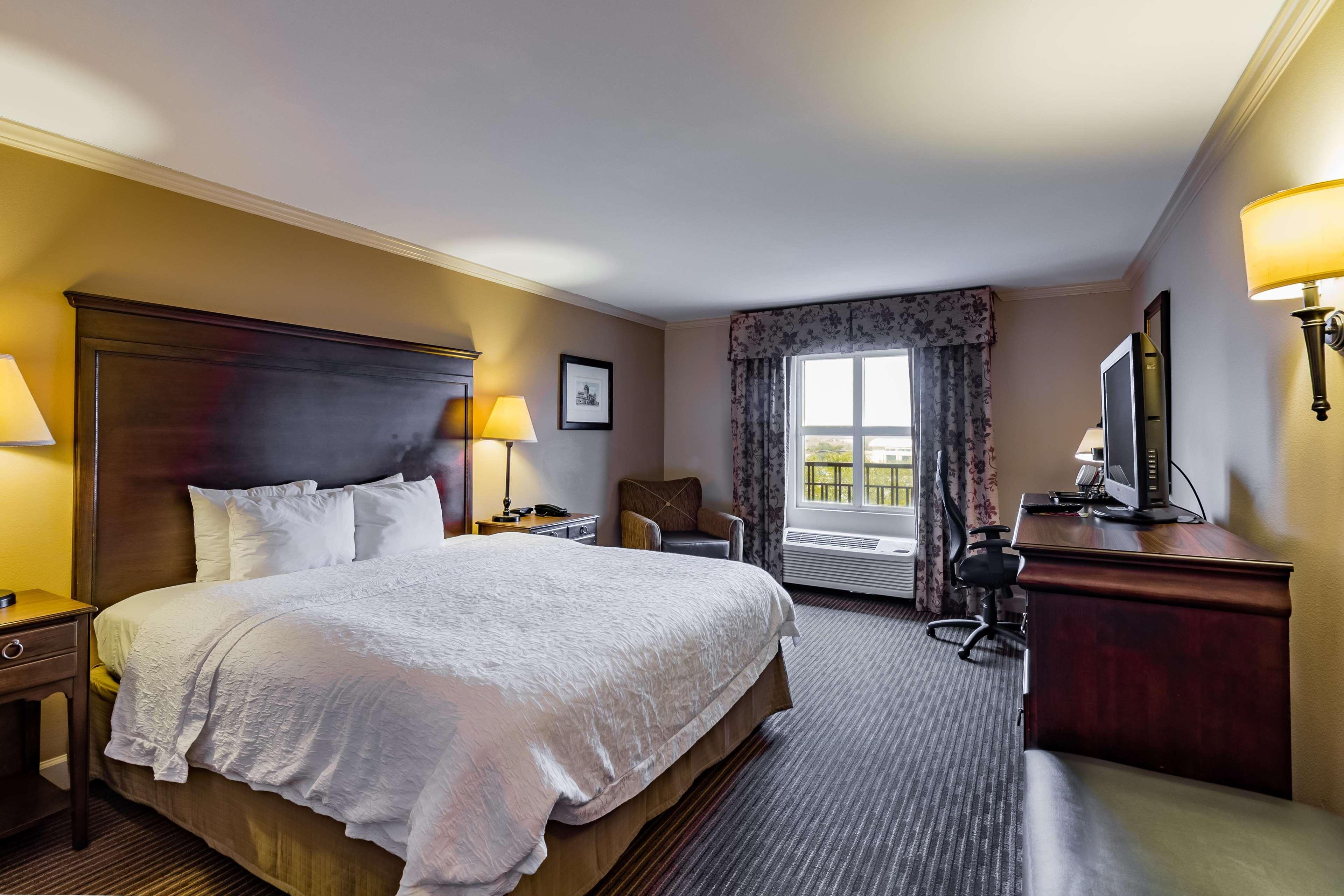 Hampton Historic District Hotel 3*