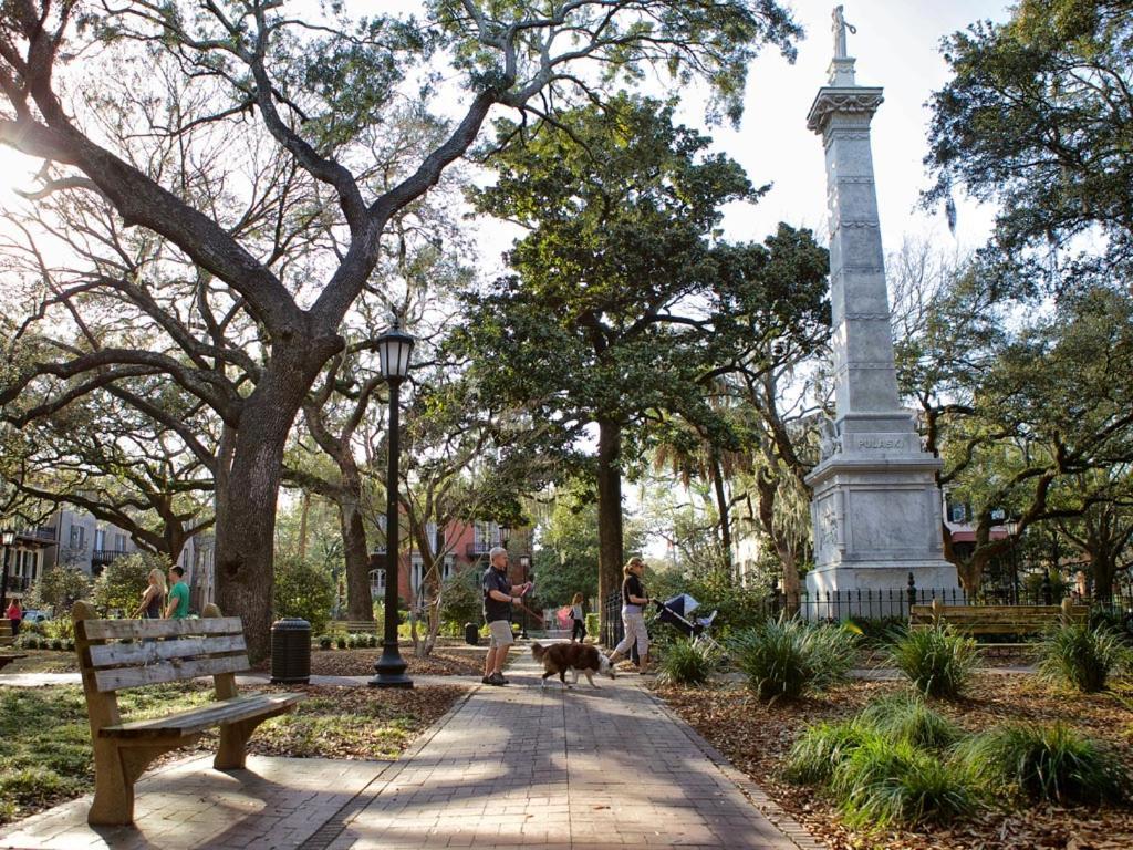 Waldburg Garden Savannah