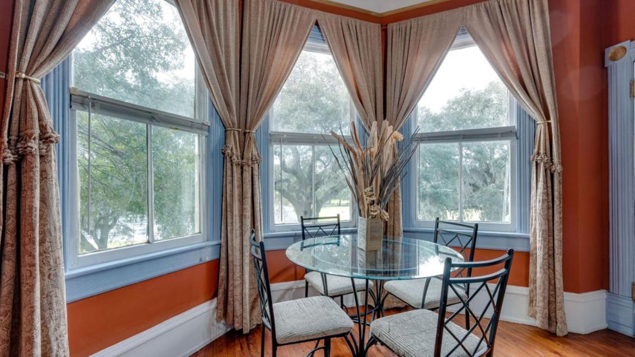 Bed & Breakfast Forsyth Park 2 Bedroom Beauty