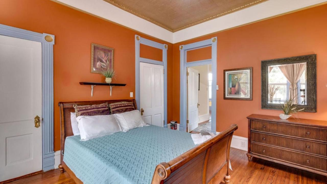 Forsyth Park 2 Bedroom Beauty 4*