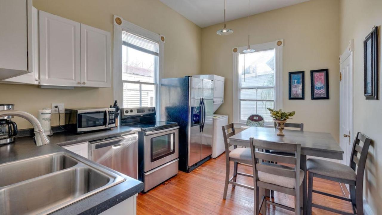 Forsyth Park 2 Bedroom Beauty