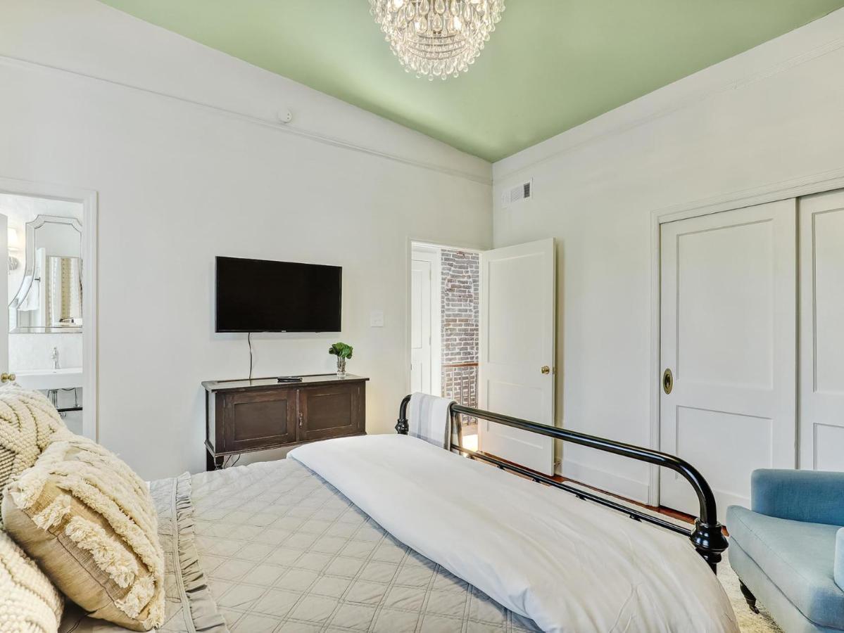 Gordon Tree Apartment *