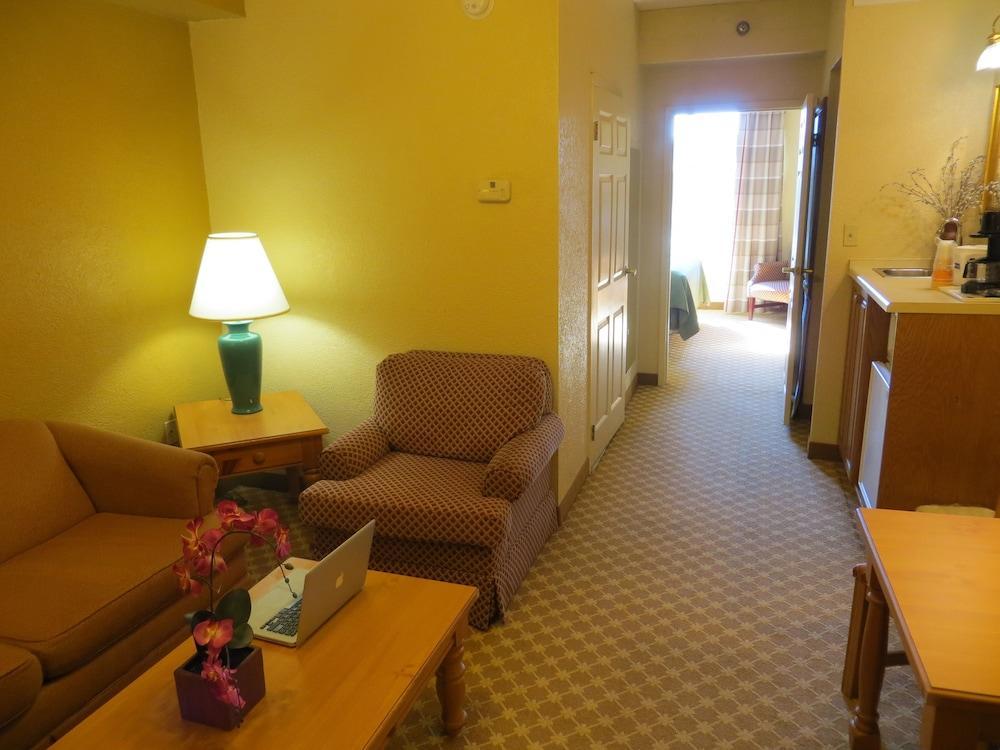 Hotel Wingate By Wyndham Gateway