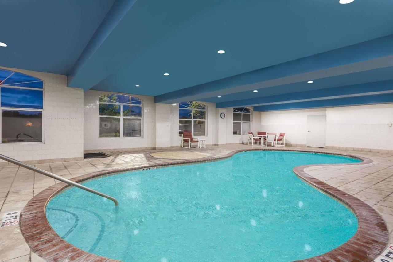 Hotel Wingate By Wyndham Gateway