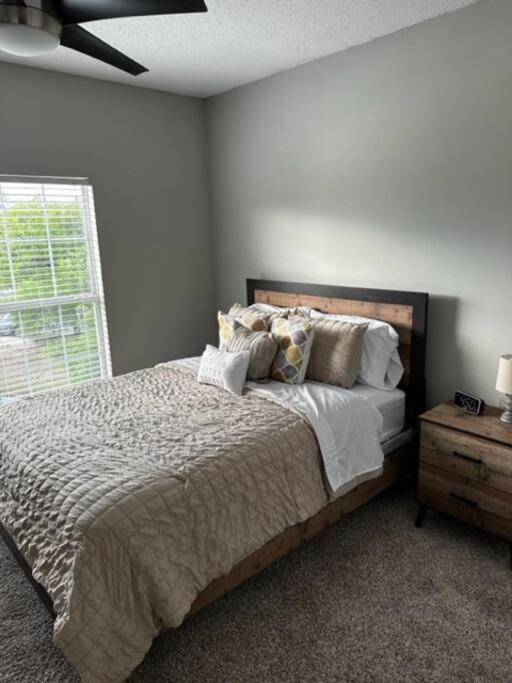 Extravagant 2 Br/2 Ba Savannah
