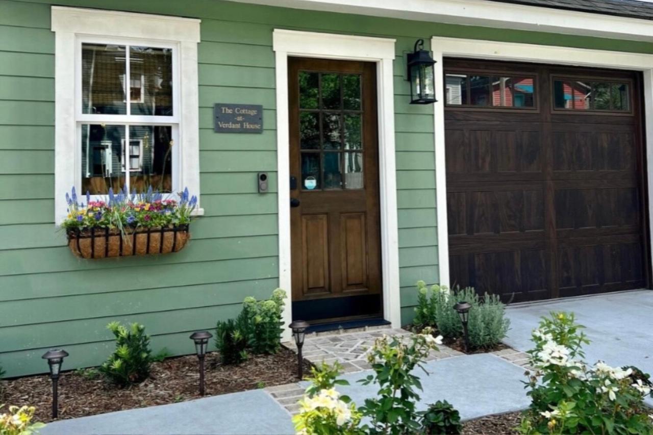 New Construction In Downtown Arts District Holiday home