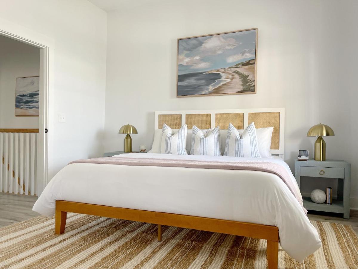 Apartment New! Stylish 1900s Renovated Duplex Building Near Forsyth & River St *