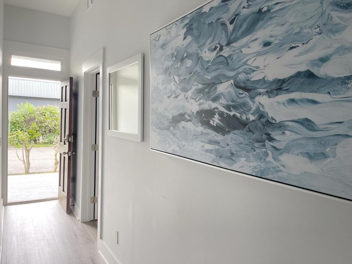 Apartment New! Stylish 1900s Renovated Duplex Building Near Forsyth & River St
