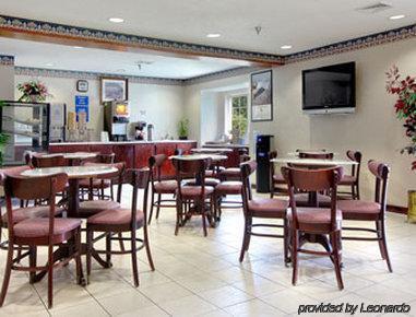 Microtel & By Wyndham Savannah/pooler 3* Savannah