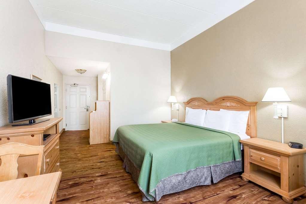 Wingate By Wyndham Gateway 2*