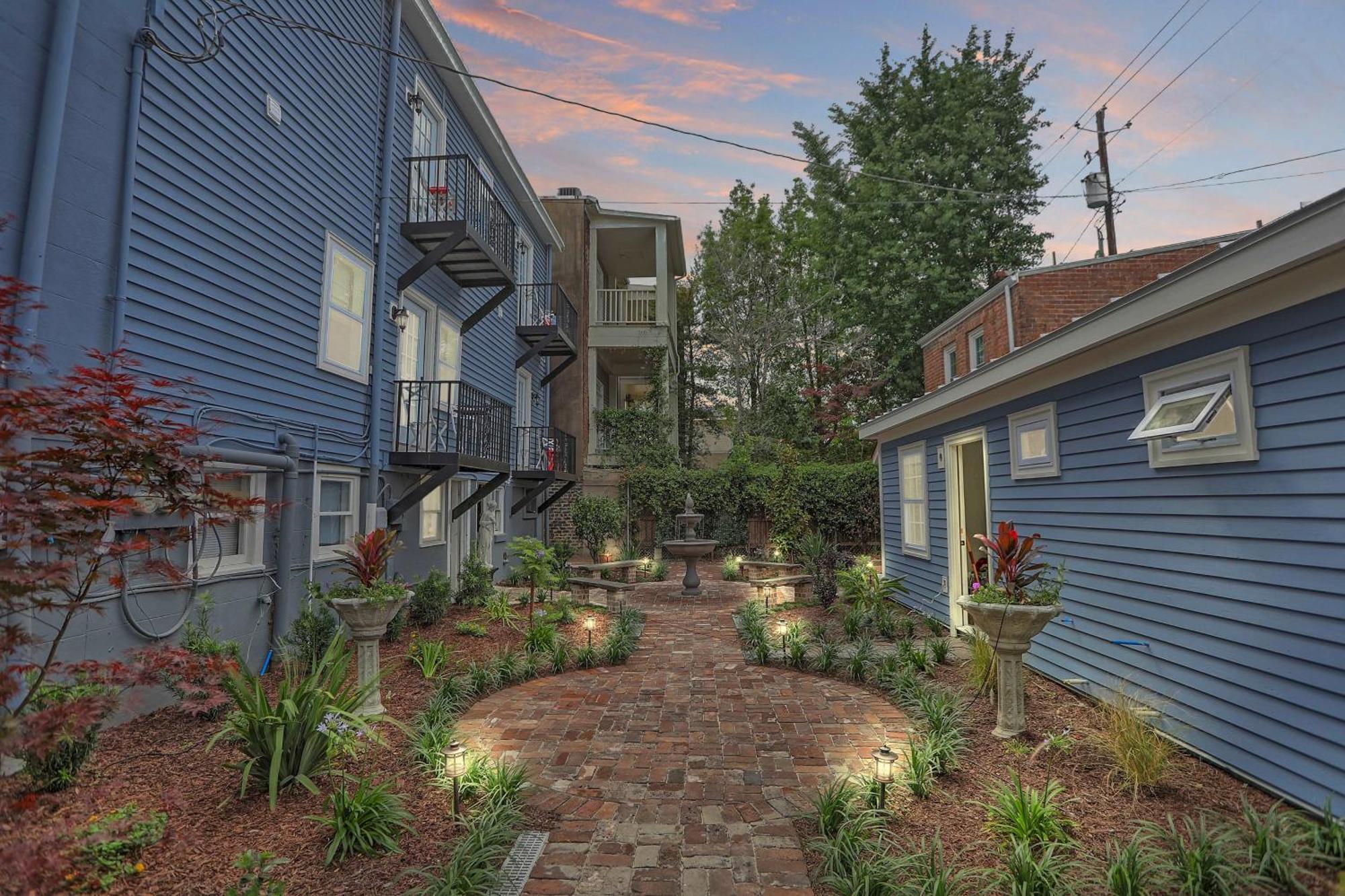 Apartment New! Historic 1bed/1bath Steps To River St! *