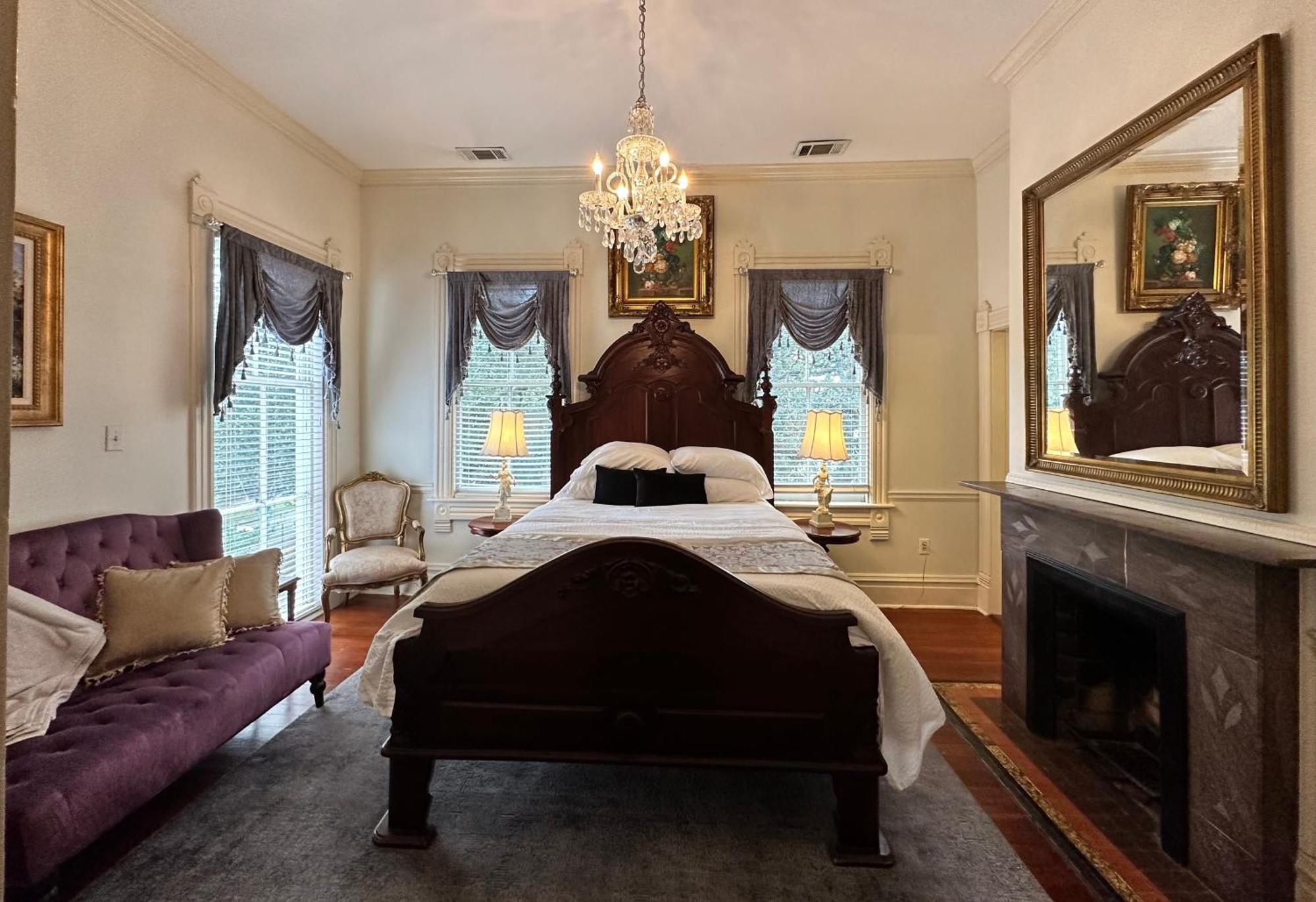 Amethyst Garden Bed & Breakfast