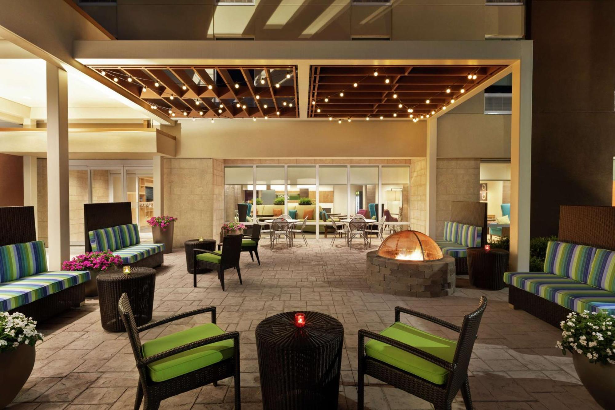Home2 By Hilton Airport Hotel Savannah