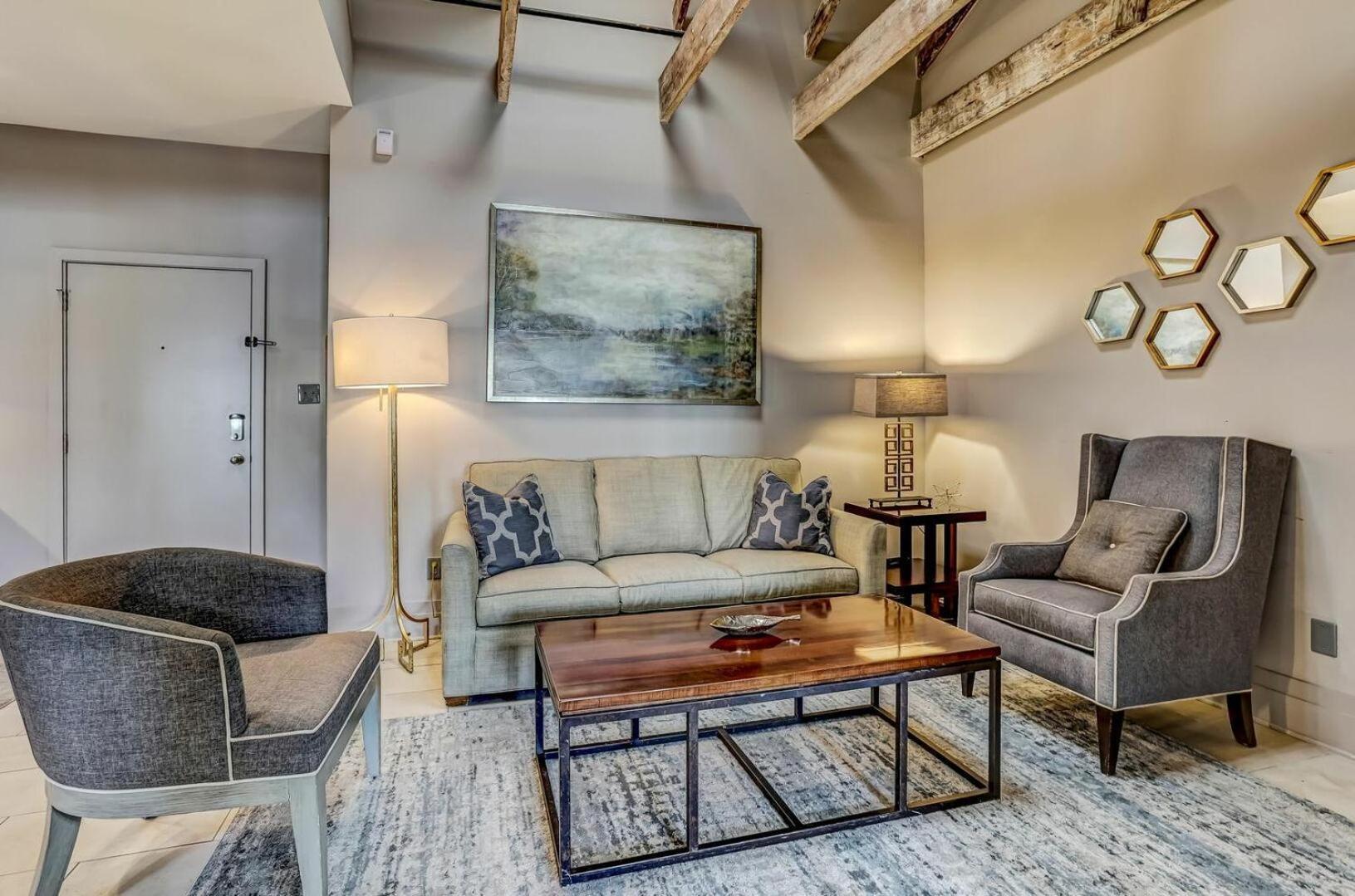 Parker's Collection Estate Apartment Savannah