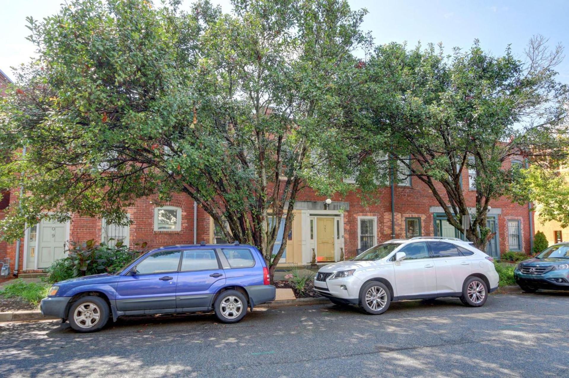 Holiday home Historic Townhouse On Tattnall Savannah