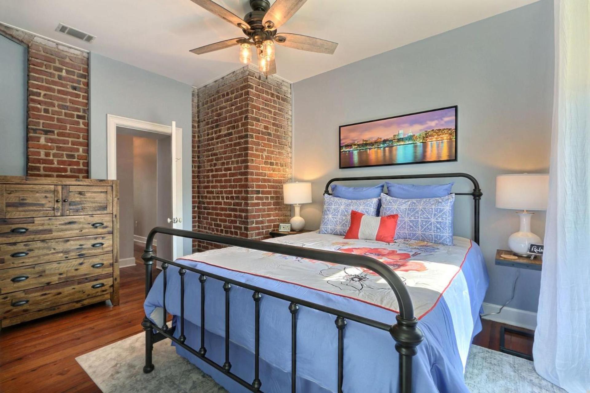 Holiday home Historic Townhouse On Tattnall *