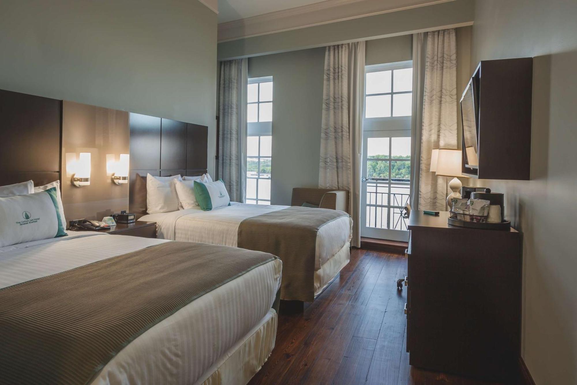 The Cotton Sail - Tapestry Collection By Hilton Hotel Savannah