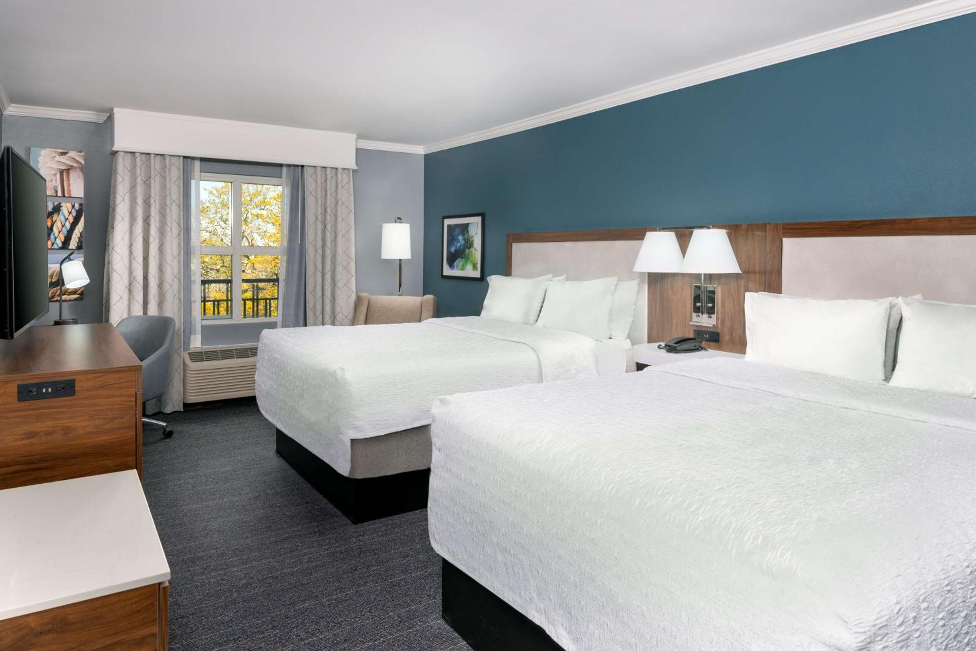 Hotel Hampton Historic District 3*