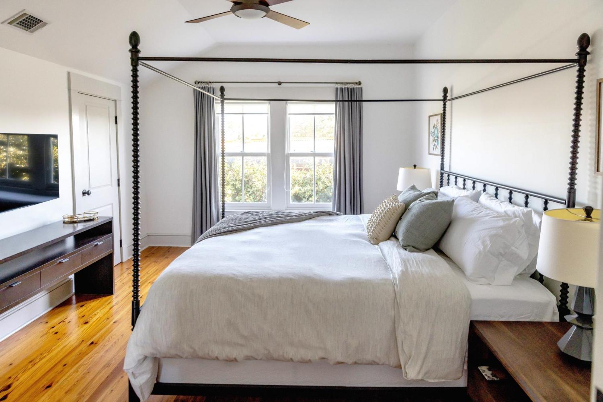 2 King Bedrooms Luxury On Historic Crawford Square * Savannah