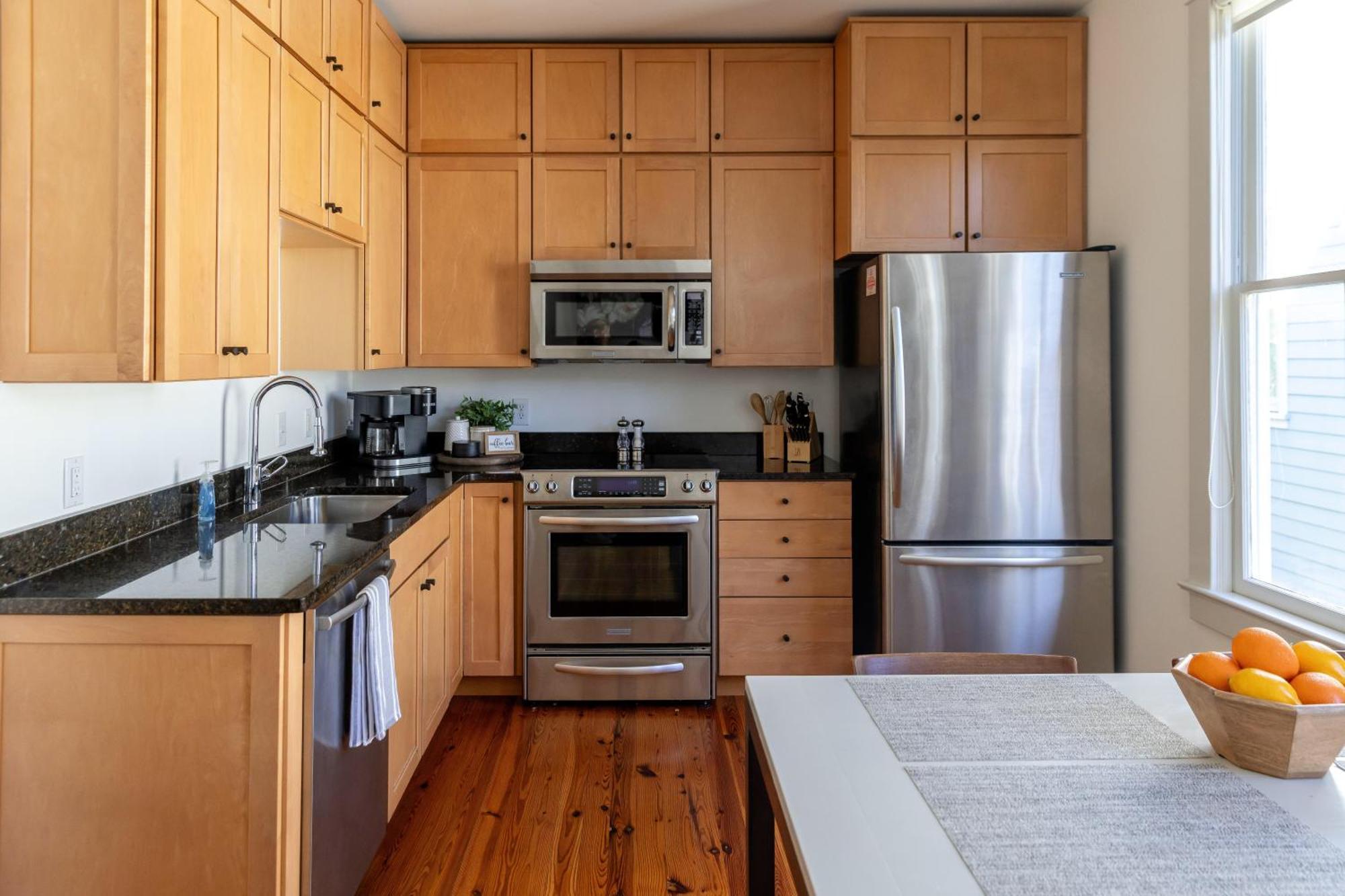 2 King Bedrooms Luxury On Historic Crawford Square Apartment *