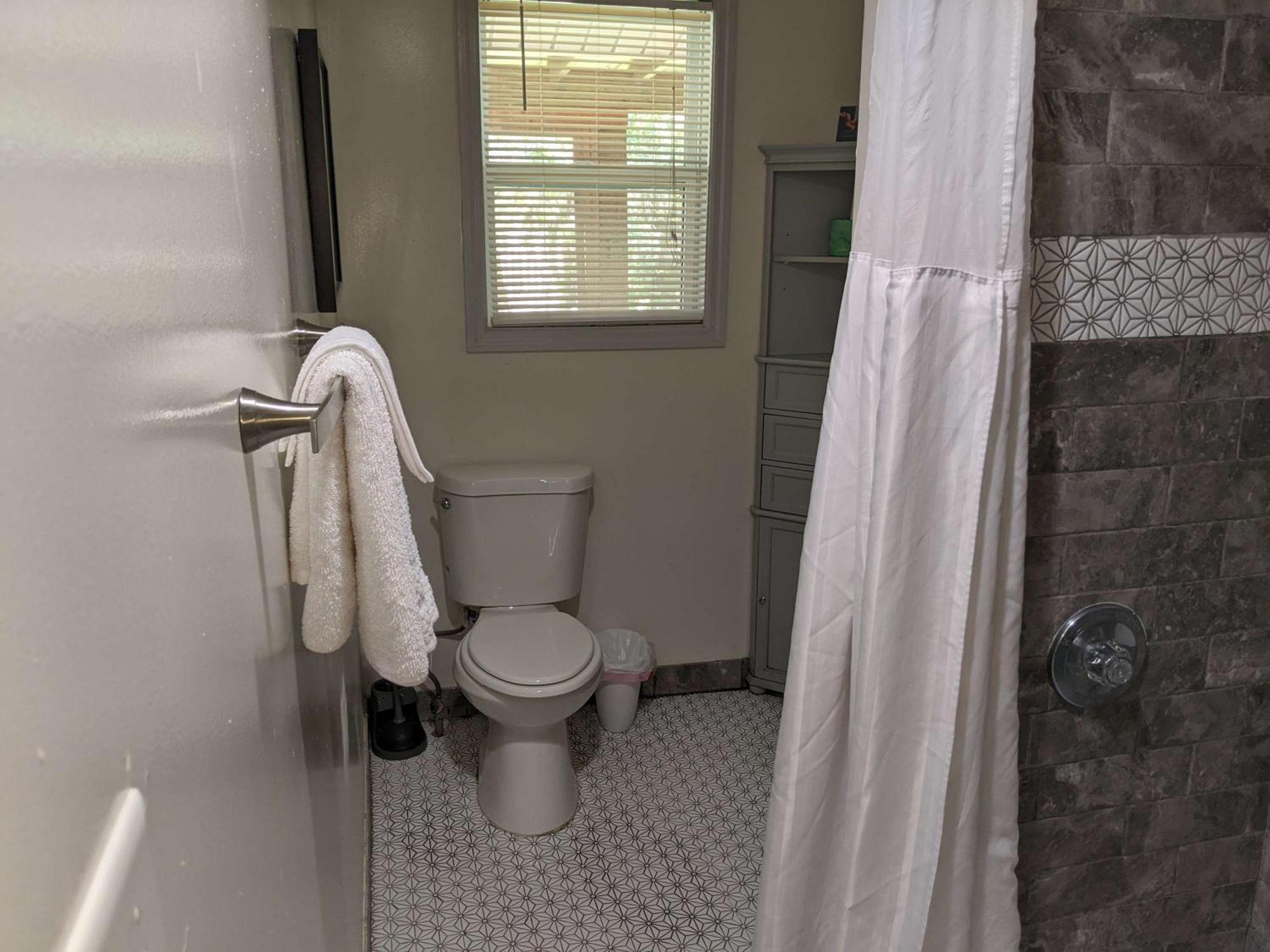 Retro Rainbow At Herb River-orange Oasis #2-upstairs Apartment *