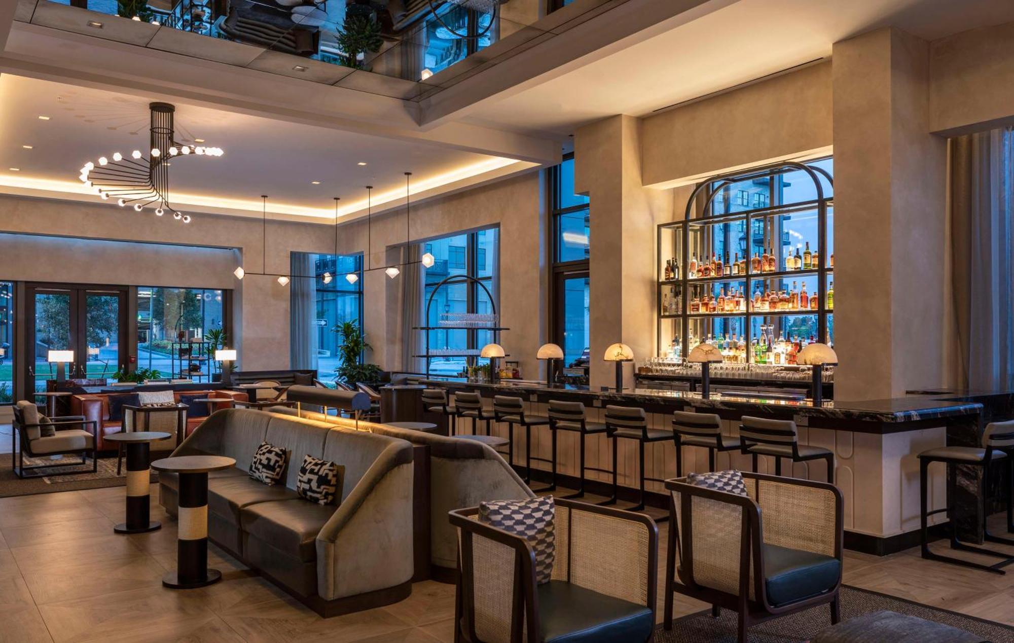 Thompson Savannah, By Hyatt 4*