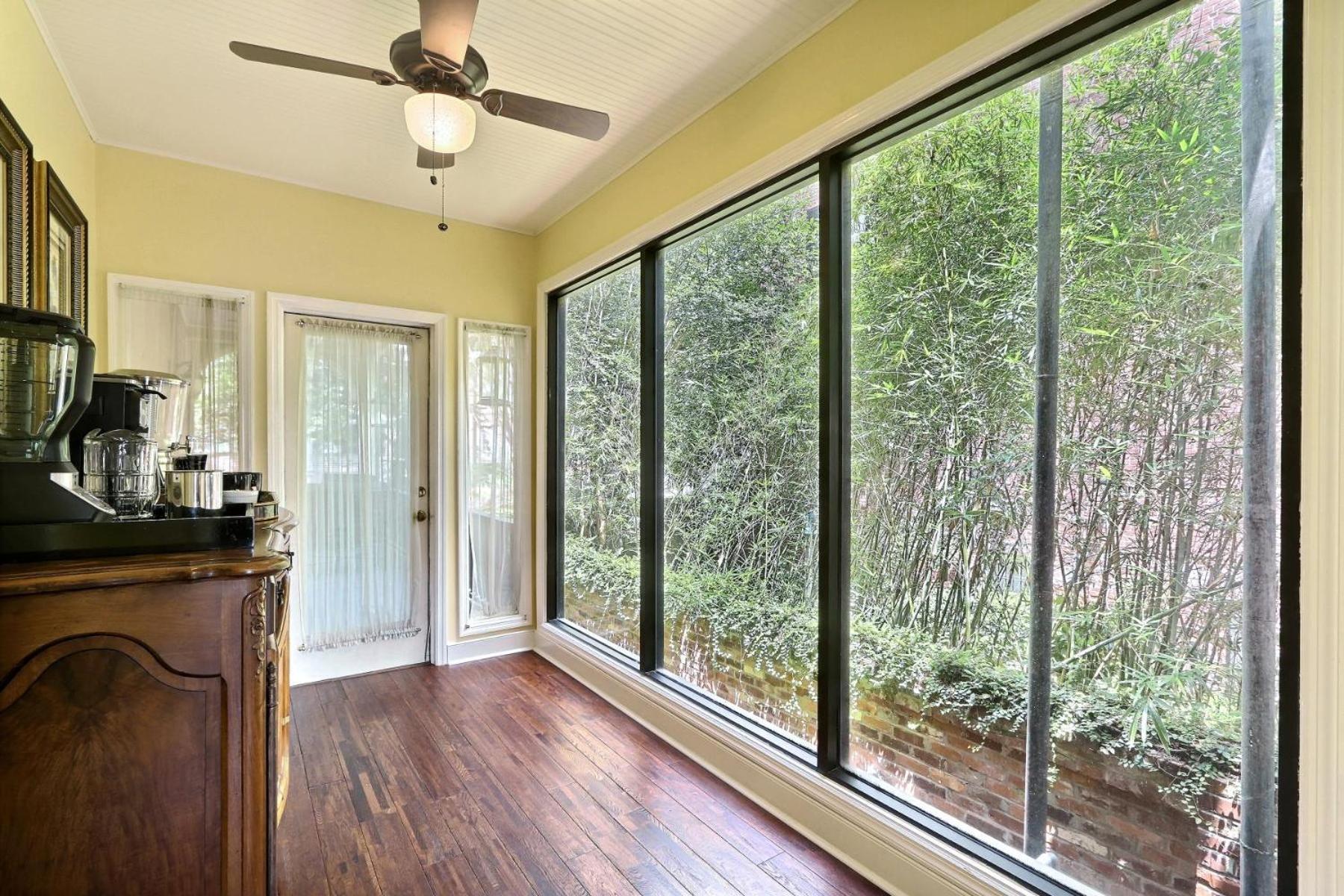 121 W Jones Parlor Apartment