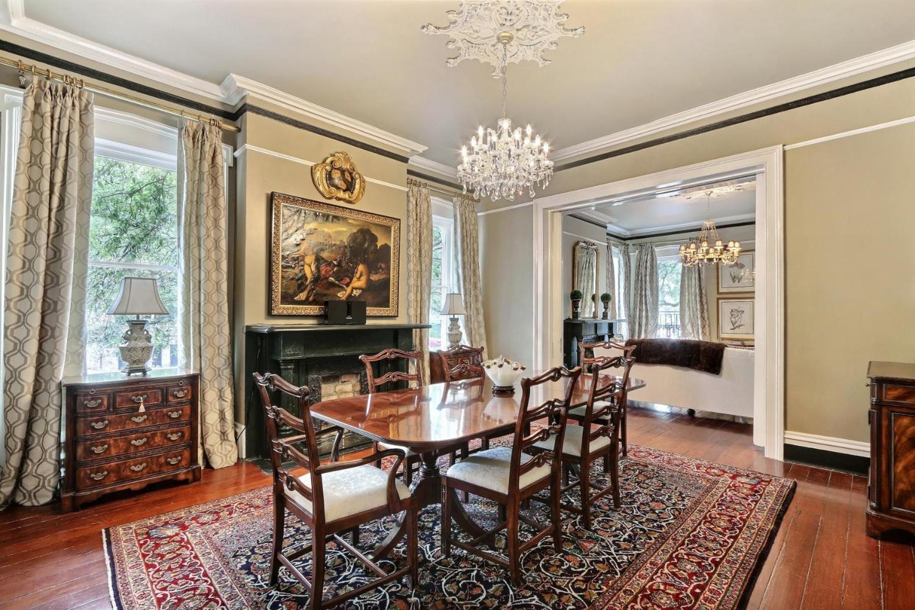 121 W Jones Parlor Apartment Savannah