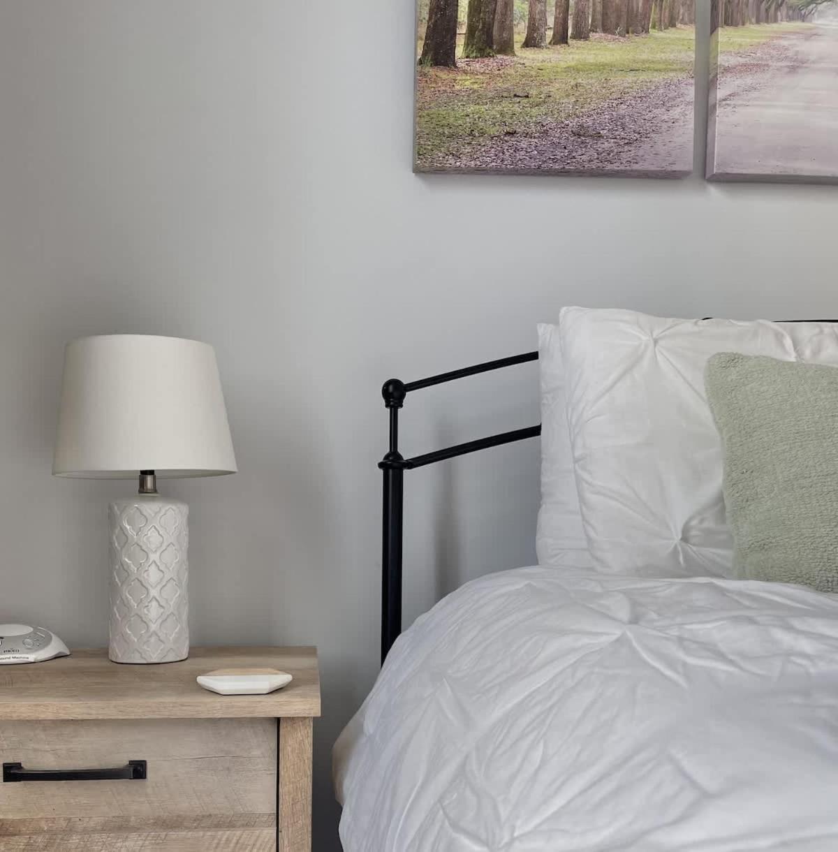 Bee On Broughton - Astonishing Downtown Sav Apartment Savannah