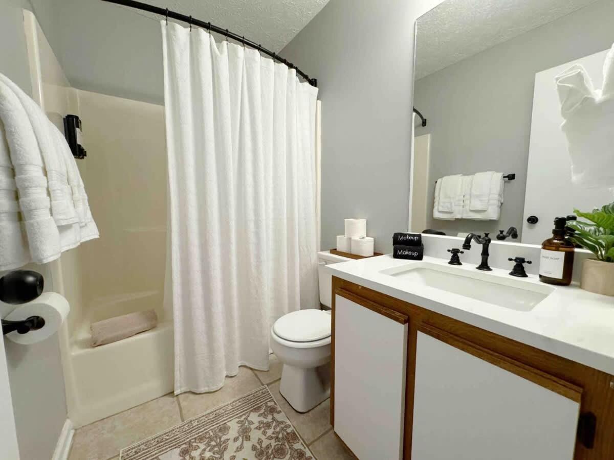 Cozy Near & Downtown Dog Friendly * Savannah