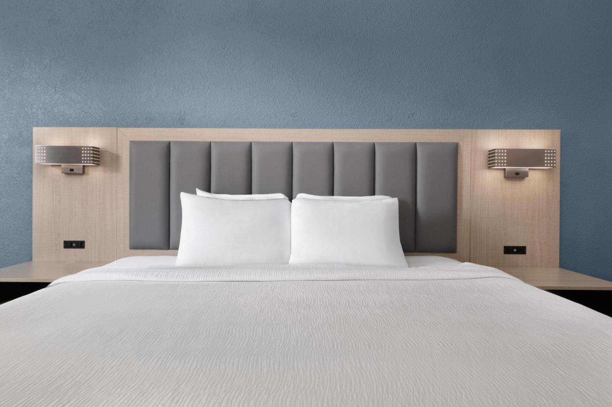 Wingate By Wyndham Gateway Hotel Georgetown