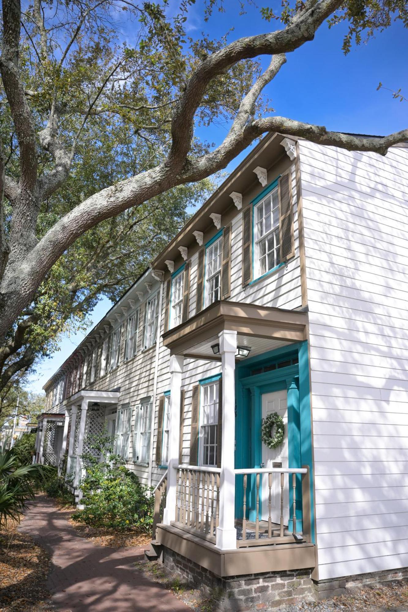 The Maiden Voyage - Themed Getaway, Steps To Forsyth, King Bed, Grill, Games, Picnic Basket Apartment *
