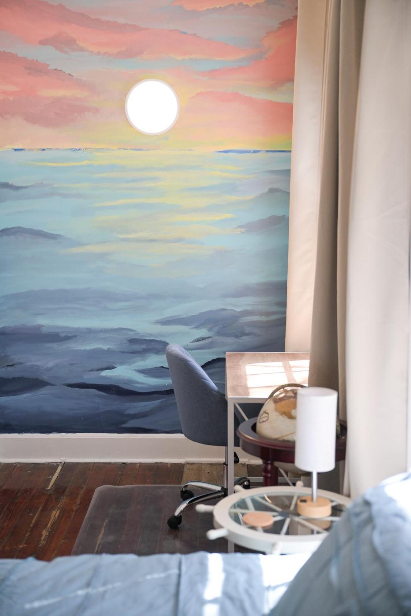 The Maiden Voyage - Themed Getaway, Steps To Forsyth, King Bed, Grill, Games, Picnic Basket *