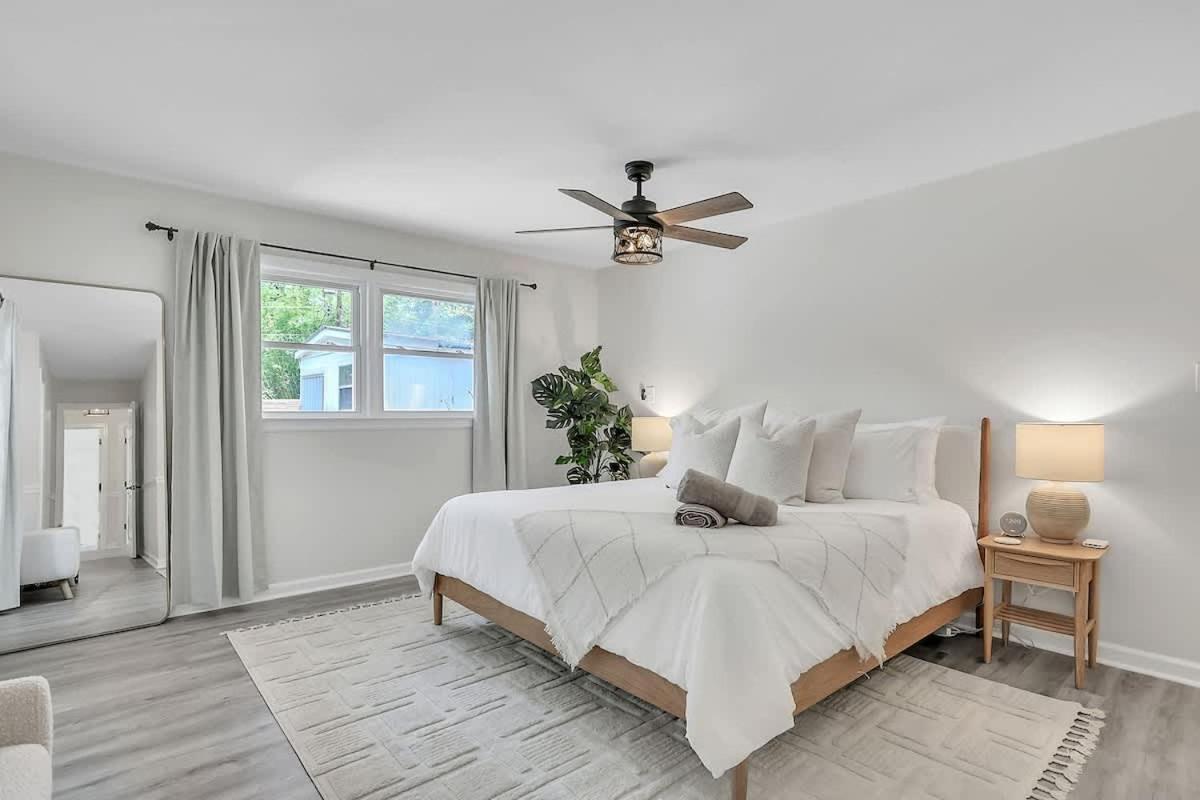 Holiday home Coastal Pool Retreat Near Downtown & Fun Savannah