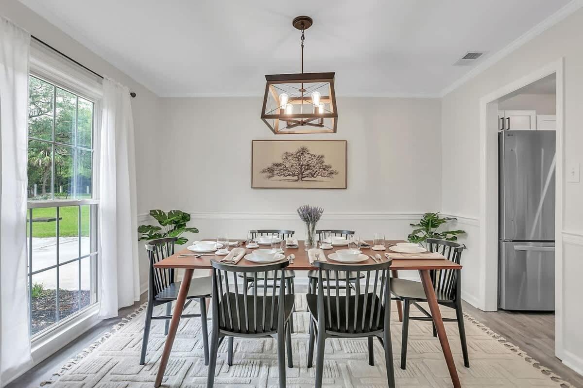 Holiday home Coastal Pool Retreat Near Downtown & Fun Savannah