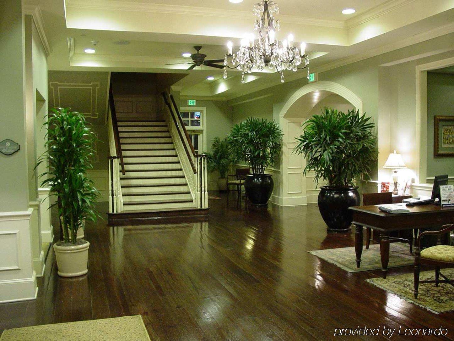 Hampton Historic District Hotel 3*